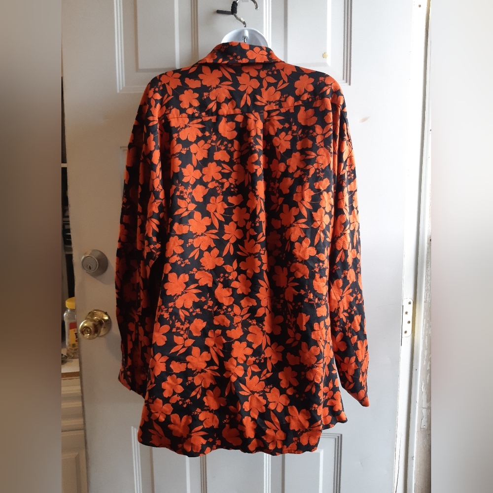 Floral Button Up - Picture 3 of 5